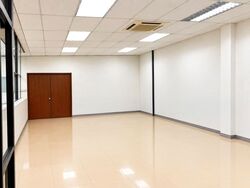 Loyang Drive (D17), Factory #637769481